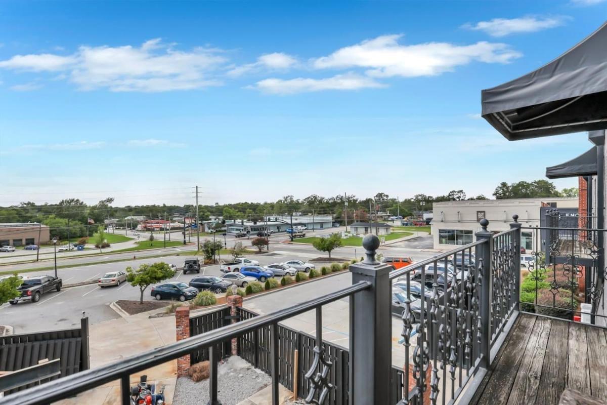 Eagle'S Nest - Spacious Loft Downtown - Near Gsu Statesboro Exterior photo